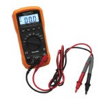 Digital multimeter AC/DC 600V/10A med gummiskyddskåpa